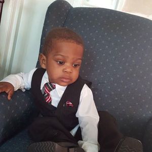 Meet your Posher, Hall